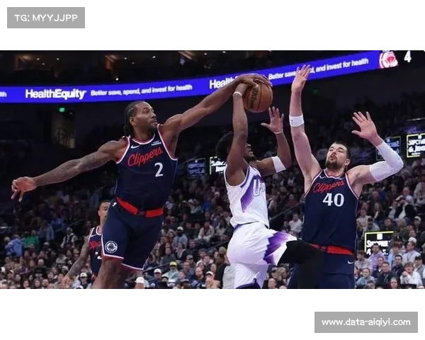 快船115-103客场胜爵士,伦纳德28分止住连败 快船115-103客场胜爵士,伦纳德28分止住连败